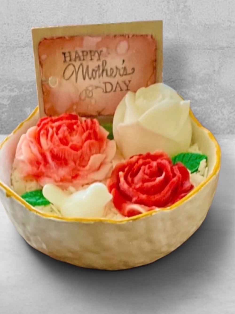Beautiful custom 100% Soy Wax Bird & Floral Candle, Apple Spice scent